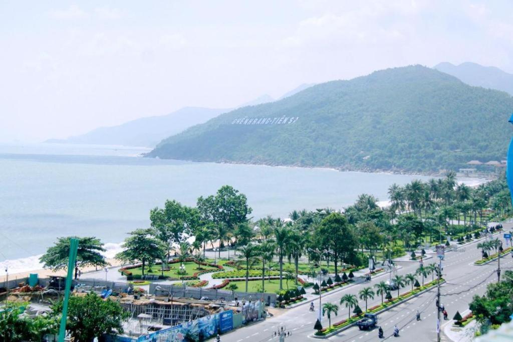 Yen Vy 04 Luxury Hotel Quy Nhon Exteriör bild
