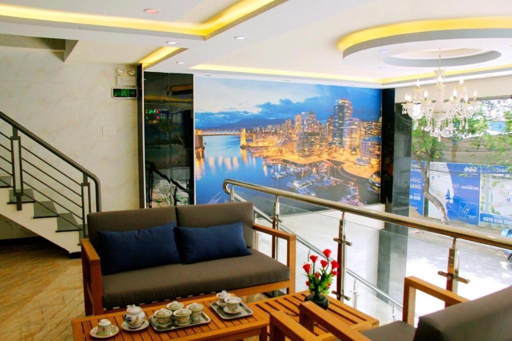Yen Vy 04 Luxury Hotel Quy Nhon Exteriör bild