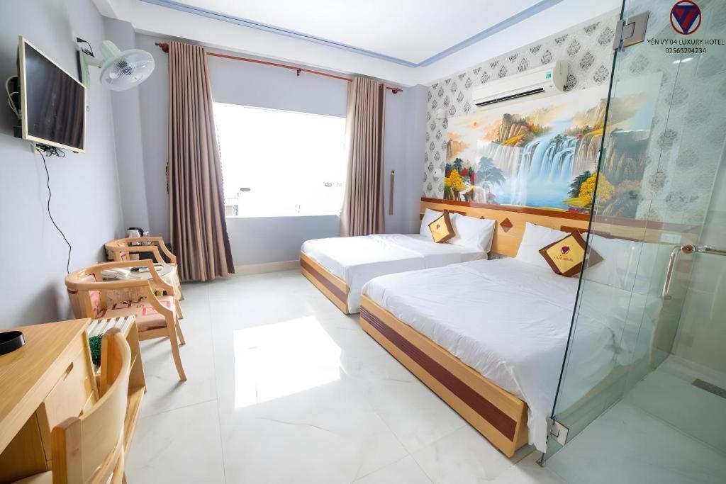 Yen Vy 04 Luxury Hotel Quy Nhon Exteriör bild