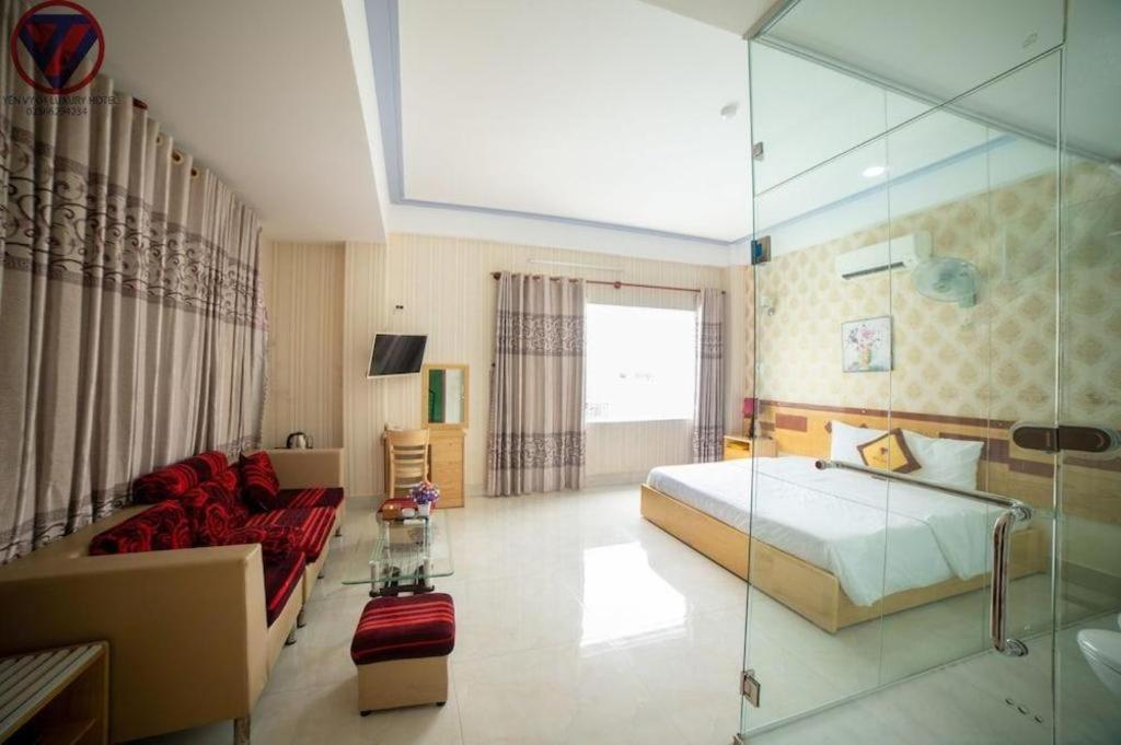 Yen Vy 04 Luxury Hotel Quy Nhon Exteriör bild