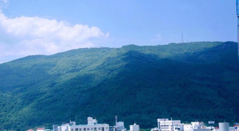 Yen Vy 04 Luxury Hotel Quy Nhon Exteriör bild