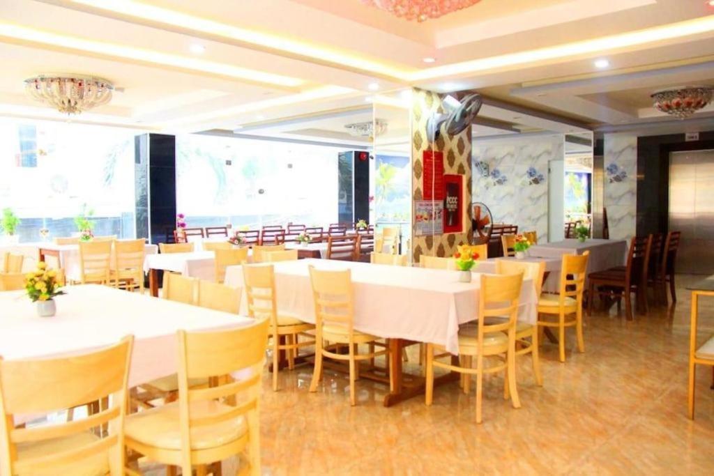 Yen Vy 04 Luxury Hotel Quy Nhon Exteriör bild