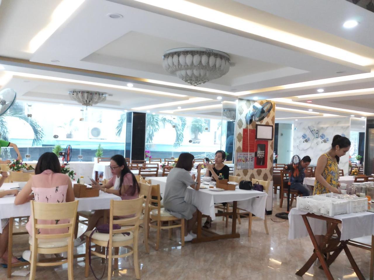 Yen Vy 04 Luxury Hotel Quy Nhon Exteriör bild